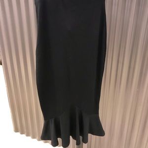 Black maxi fitted skirt